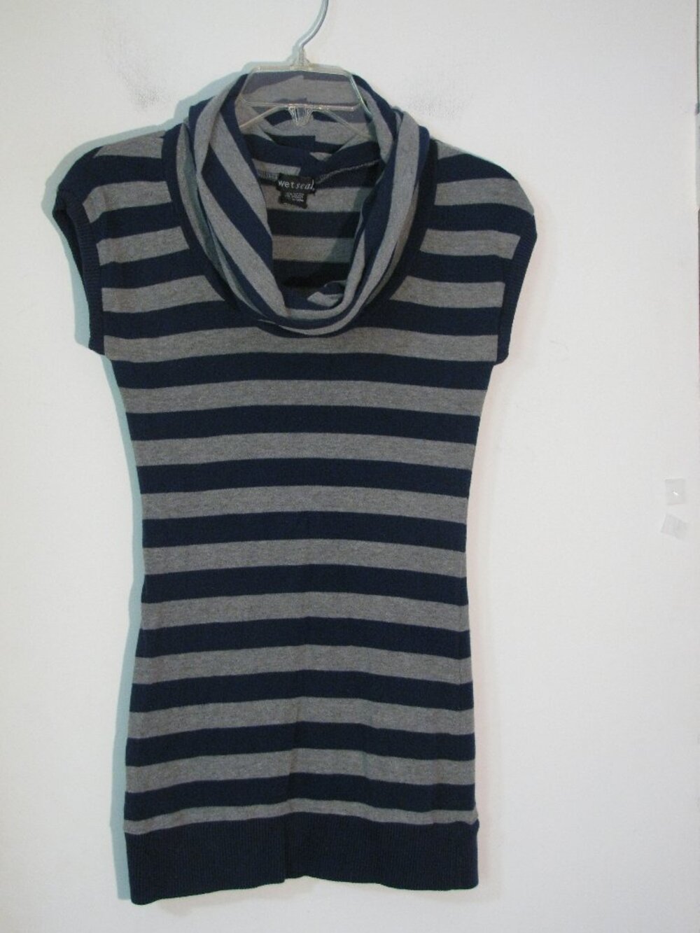 * Wet seal Knit Sweater Small Gray Blue Stripe Cowl Neck